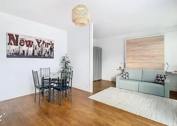 Appartement A 15 Minutes De Paris Et Parc Expositions De Villepinte De Cdg